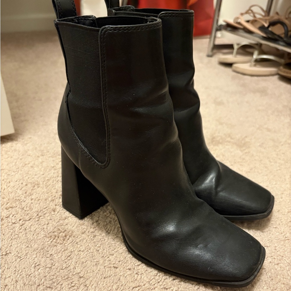 Circus by Sam Edelman Black Square Toe Heeled Boots